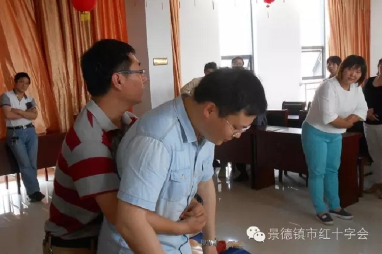 红十字在行动，“5·8”“5·12”系列活动内容丰富多彩