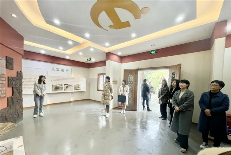 市红十字会开展“3·23”警示教育活动