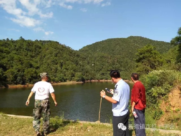 红十字瓷都救援队开展山野救援