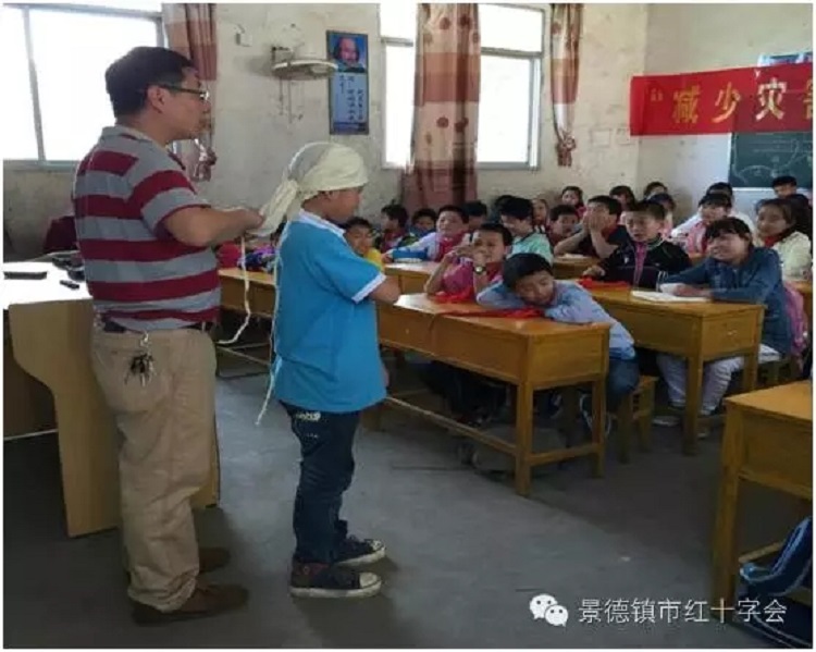 红十字在行动，“5·8”“5·12”系列活动内容丰富多彩